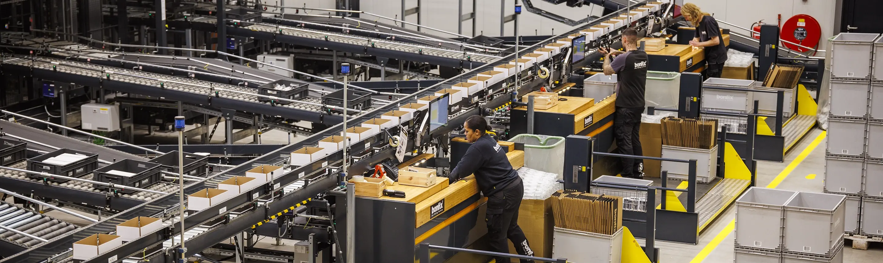 Fastpick-order-picking-system-retail-fashion-fulfillment