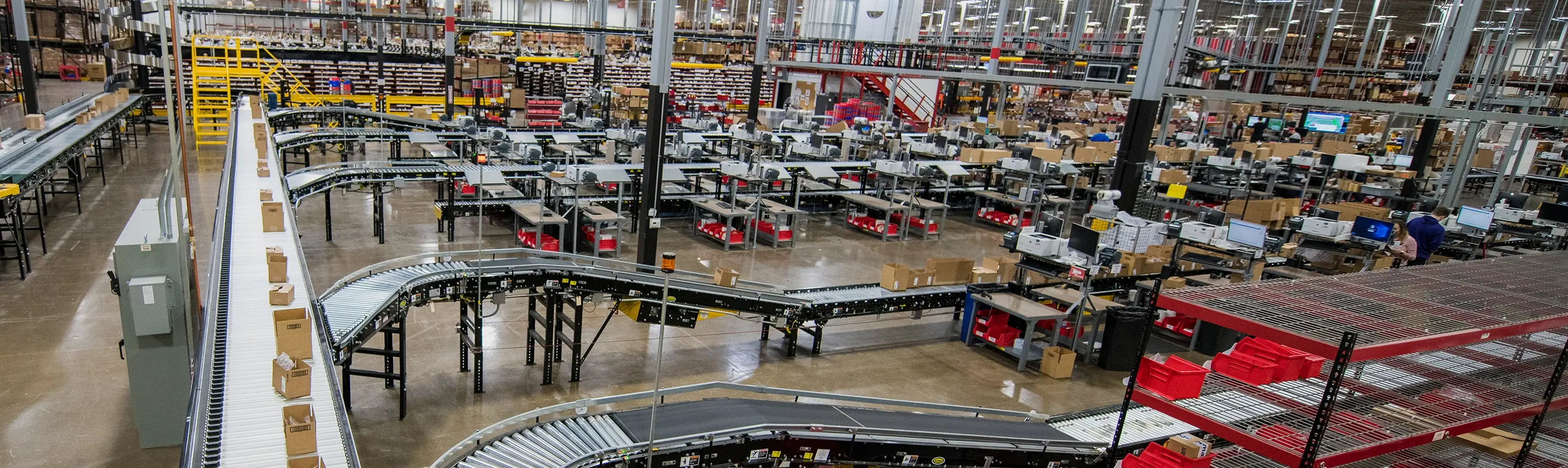 automated distribution center for parts and components order fulfillment